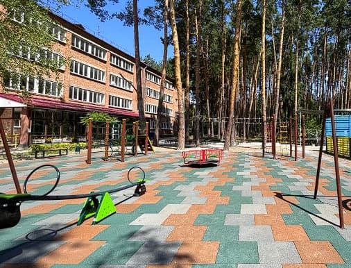 Приватний ліцей «Всесвіт»