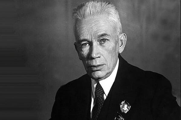 Олександр Богомолець