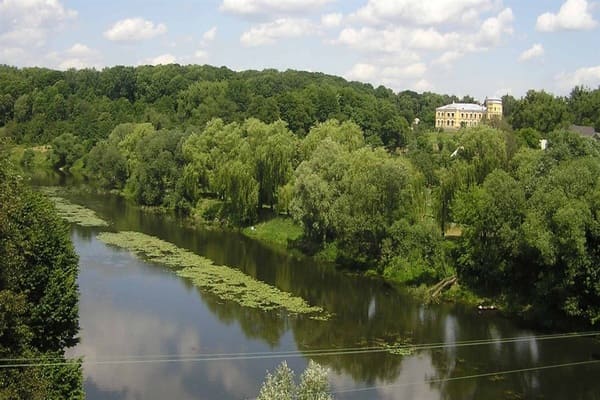 Случ та набережна