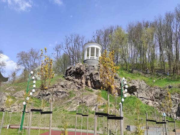 Шодуарівський парк та підвісний міст в Житомирі